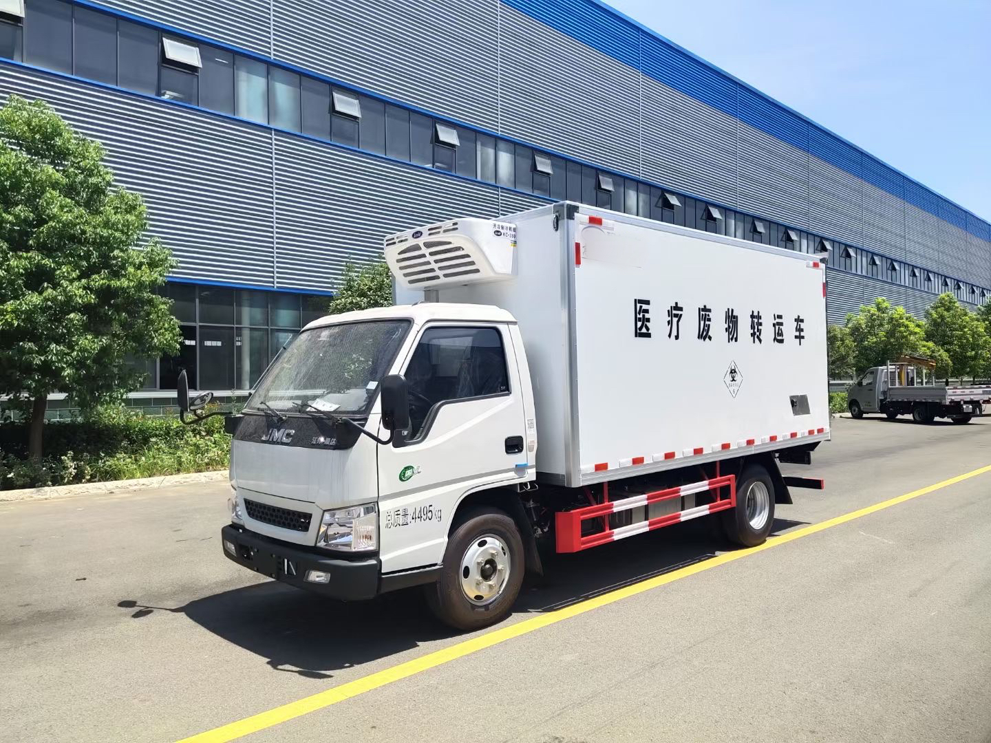 江鈴藍牌4.1米醫(yī)療廢物轉(zhuǎn)運車