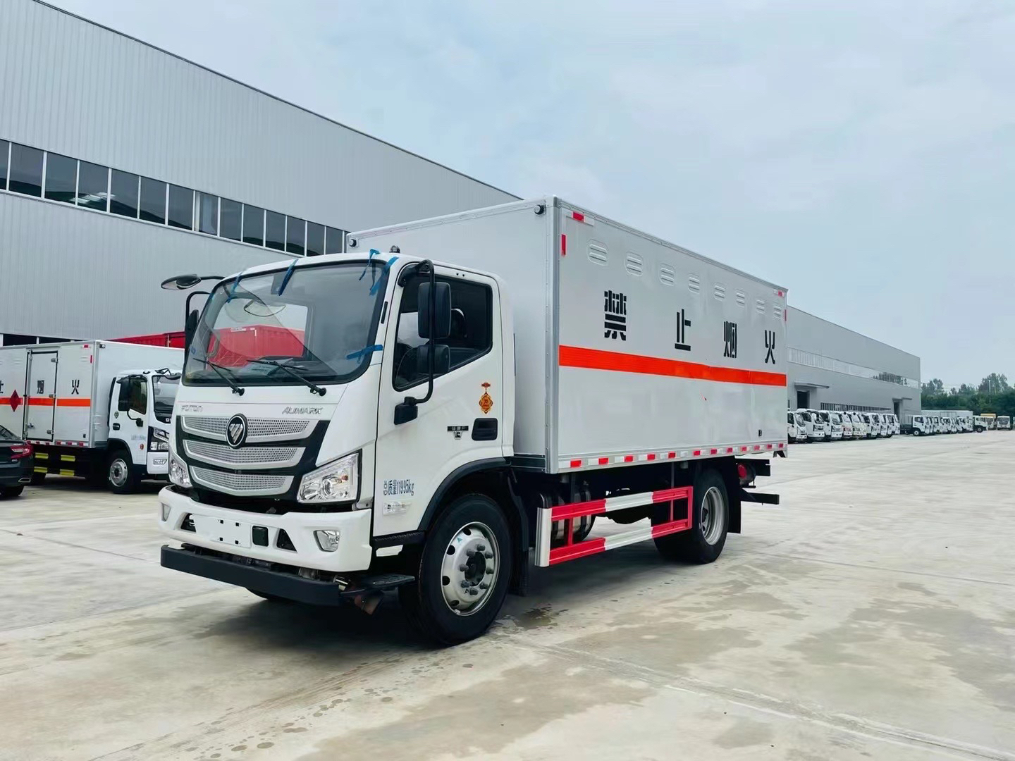 福田歐馬可（5.2米）6.8噸腐蝕性物品廂式車