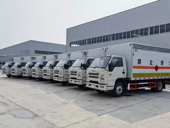 桶裝?；愤\(yùn)輸車，爆破器材運(yùn)輸車廠家