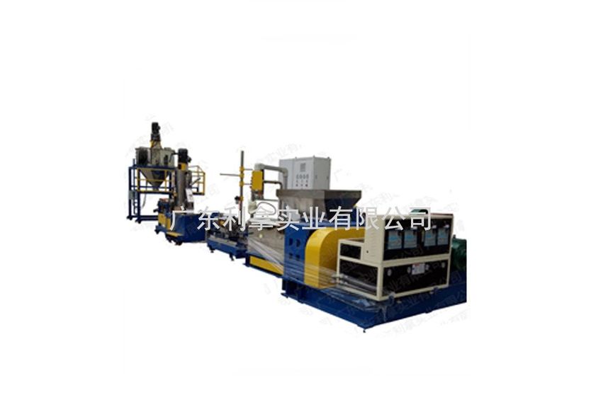 功能母料造粒機的革新與應(yīng)用-1